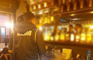 Marmaris’te KOM ekipleri bayram temizliği yaptı