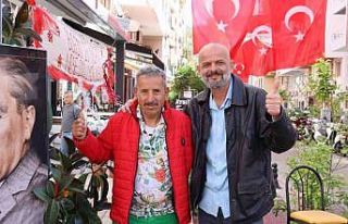 Marmaris’teki ’105 Sokak’ta 23 Nisan geleneği...