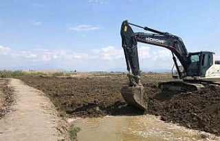 Menderes’teki 1,7 kilometrelik su kanalı kapatılıyor
