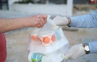 Merkezefendi’de depremzedelere sıcak iftar yemeği...