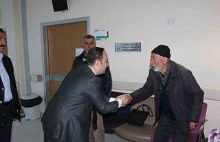 MHP Sivas Milletvekili adayı İpek, hastaları ziyaret...