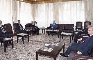 Milletvekili Aydın, Rektör Çomaklı’nın konuğu...