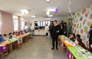 Minikler tekne orucu tuttu