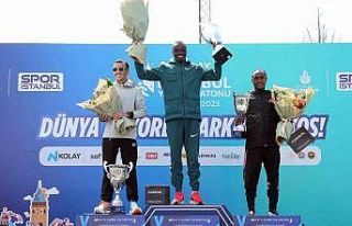 N Kolay Yarı Maratonu’nda ödüller sahiplerini...