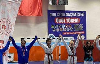Osmangazili sporculardan çifte bayram