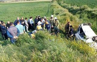 Otomobil şarampole yuvarlandı: 1 ölü, 3 yaralı
