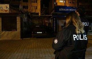 Otomobiline bindiği esnada bacağına kurşun isabet...