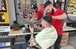 Oyun bağımlısı berberi çıldırttı