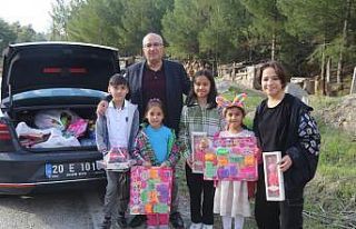 Oyuncaklar başkan amcadan