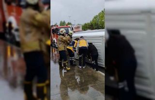 Pendik’te kaygan zemin kazaya neden oldu