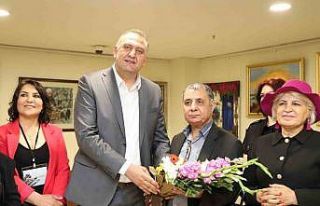 ’Renk ve Ahenk’ resim sergisi Kartal Belediyesi’nde...