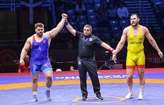 Rıza Kayaalp finalde