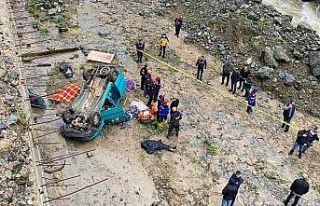 Rize’de araç dereye uçtu: 4 ölü, 1 ağır yaralı