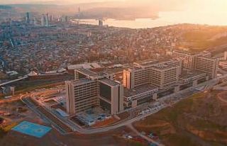 Sağlık Bakanı Koca: "İzmir Şehir Hastanesine...