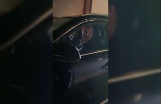 Sahura Togg ile giden Bakan Varank yoldaki gençleri...