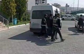 Şanlıurfa’da binadan hırsızlık yapan 2 zanlı...