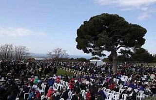 Savaşta hayatını kaybedenler Yalnız Çam Anıtı’nda...