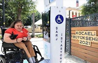 Şehir hastanesine akülü şarj istasyonu