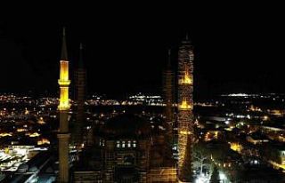 Selimiye’de Ramazan’ın son teravih namazı kılındı