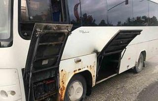 Seyir halindeki midibüs bir anda alev aldı