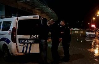 Silahını temizlerken yanlışlıkla annesini vurdu