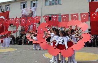 Sinop’ta minik öğrencilerden 23 Nisan gösterileri