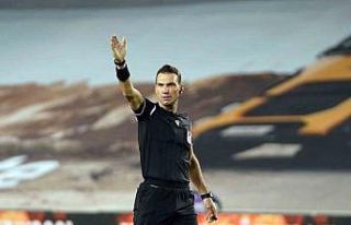 Sivasspor - Trabzonspor maçında Bahattin Şimşek...