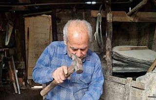 Son ustalardan Fevzi amcanın elinde koç boynuzu...