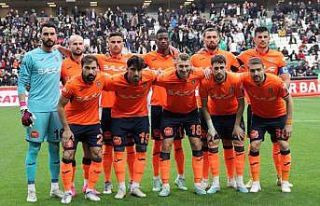 Spor Toto Süper Lig: Giresunspor: 0 - Başakşehir:...