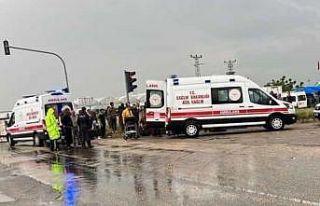 Tarım işçilerini taşıyan minibüs devrildi: 9...