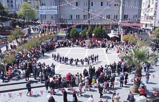 Tekkeköy’de 23 Nisan kutlandı