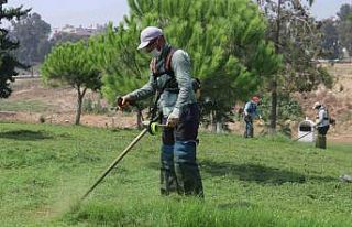 Toroslar’da park ve yeşil alanlar yaza hazırlanıyor