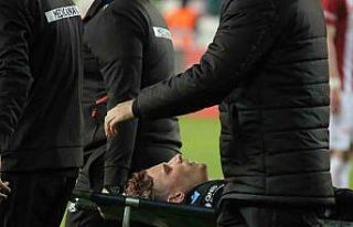 Trabzonspor’da Larsen sedyeyle oyundan çıktı