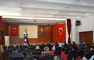 Trafik ekipleri sürücü kursu eğitmenlerine kurs...