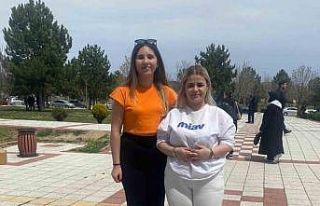 Üniversite öğrencilerinden anlamlı davranış