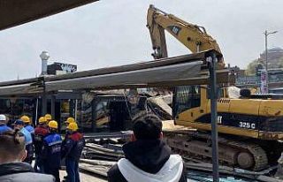 Üsküdar’daki ruhsatsız işletme yıkıldı