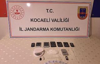Uyuşturucu operasyonunda 150 gram metamfetamin ele...