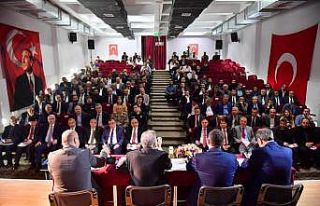 Vali Ali İhsan Su, muhtarlarla bir araya geldi