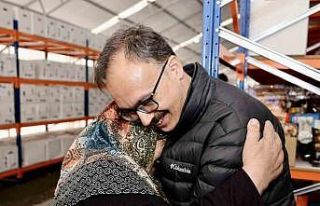 Vali Kızılkaya Elbistan’a açılan sosyal markette...