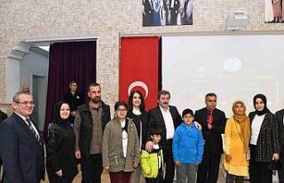 Vali Orhan Tavlı, deprem bölgesinden gelen öğretmenler...