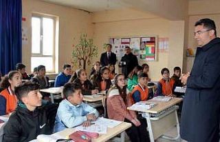 Validen depremzedeler için 1 tır dolusu ekmek pişiren...