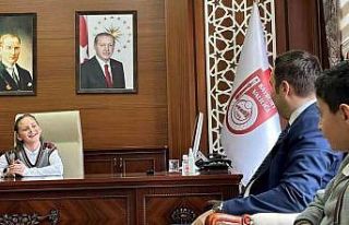 Valilik makamı çocuklara emanet edildi