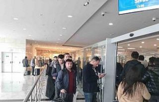 Vatandaşlar yeni açılan yüksek hızlı Ankara-Sivas...