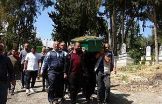 Yangında hayatını kaybeden minik Egemen ve Nevzat...