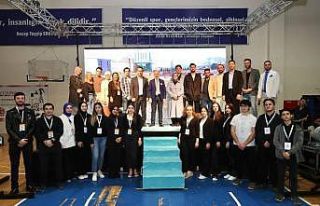 Yardımseverler Bayrampaşa’da iftar sofrasında...
