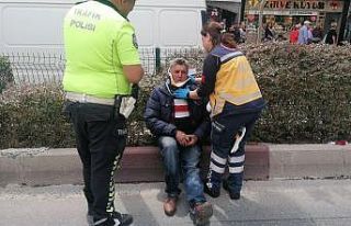 Yayalara yol veren ATV’ye hafif ticari araç çarptı:...