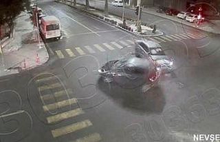 Yola kontrolsüz çıkan araçlar kazaya sebep oldu