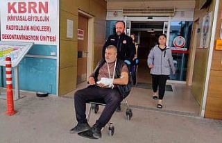 Yolda yürürken hem tüfekle hemde tabancayla vuruldu