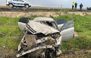 Yozgat’ta kontrolden çıkan otomobil takla attı:...