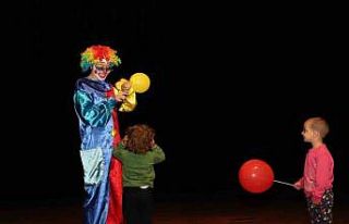 Yurtlarda kalan çocuklar için eğlence düzenlendi